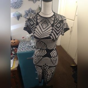 Beige/Black Form Fitting Patterned Dress